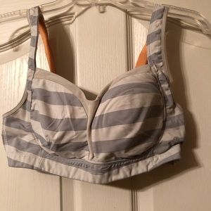 Ta ta tamer sports bra